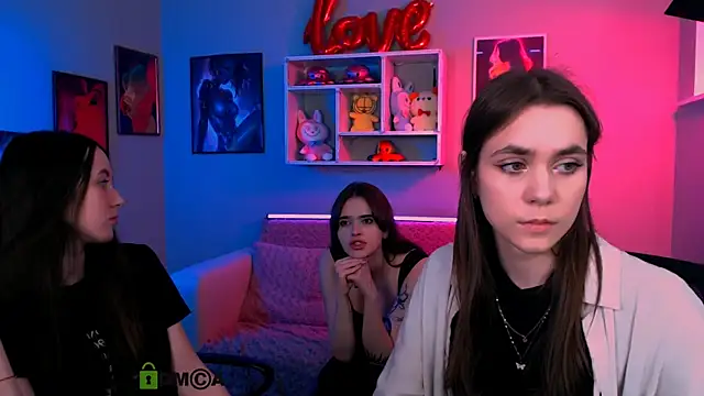 laurenmurrr online show from March 27, 10:16 am