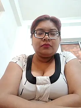 Elie Hallway online show from February 3, 5:38 am