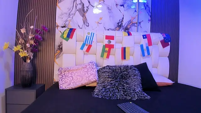 sophiaa10 online show from June 24, 7:24 pm