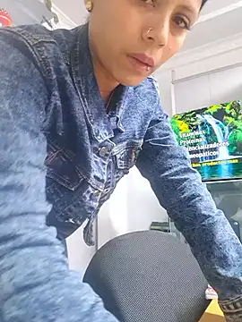 Tatianna Loove  online show from February 15, 3:11 pm