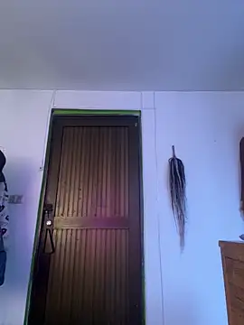 suky pou online show from February 11, 3:57 pm