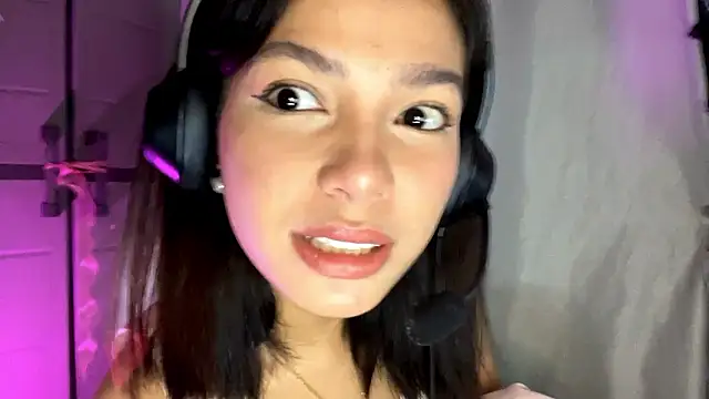 ConstancePorrini online show from February 26, 6:34 am