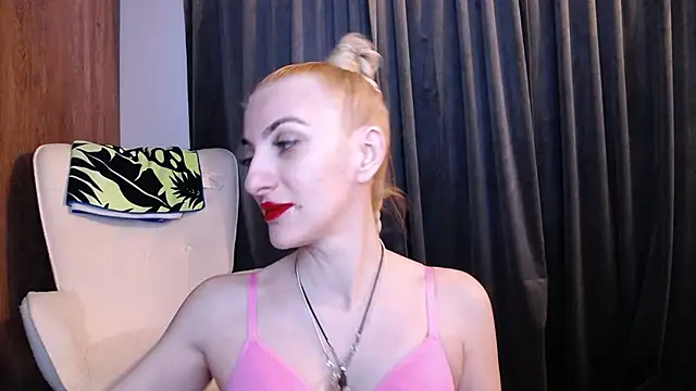 LannaQuinn online show from March 7, 5:03 am