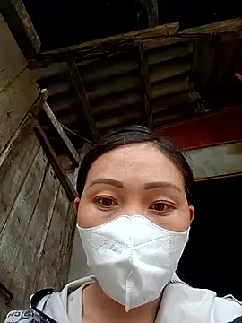 hot-luna- online show from April 1, 1:06 am