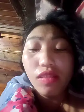 hot-luna- online show from February 12, 10:33 pm