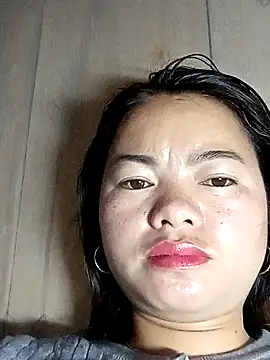 emlylyxinh online show from February 4, 11:19 pm