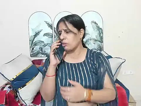 sara conorr online show from March 27, 9:10 am