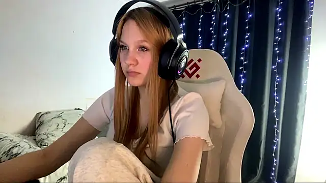 axin burnell online show from March 6, 6:25 pm