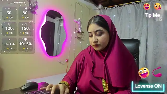 SamiraAwada online show from March 26, 6:53 pm