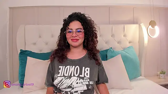 amanda rios online show from April 12, 8:00 pm