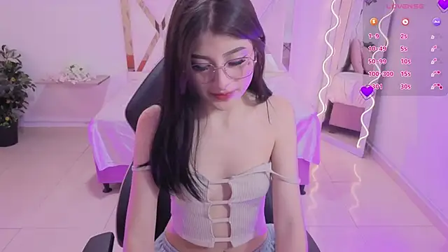 NEFTIS TAY online show from February 19, 7:24 pm