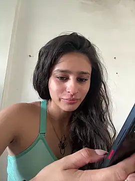 madison90 online show from February 9, 8:22 pm