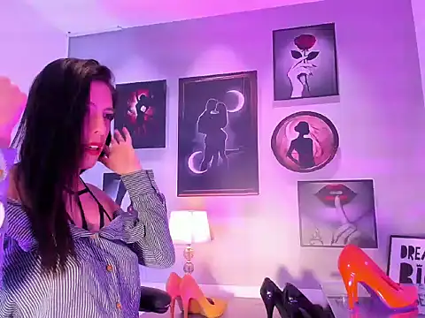 Gabriela velle online show from February 9, 2:30 pm