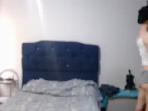 Brenda Tina699 online show from February 9, 10:45 pm