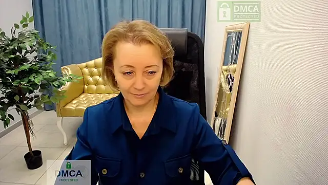 MONA W online show from February 12, 11:34 am