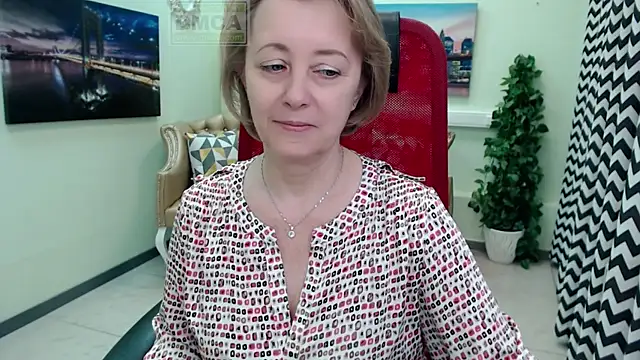 MONA W online show from April 10, 11:27 am