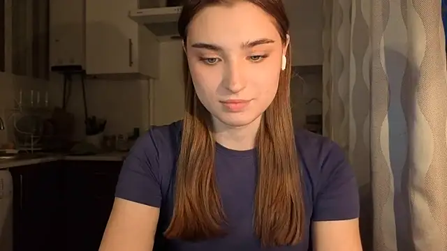 LissaBliss online show from April 8, 3:58 pm