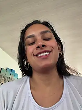 LunaHeat online show from April 4, 5:01 pm