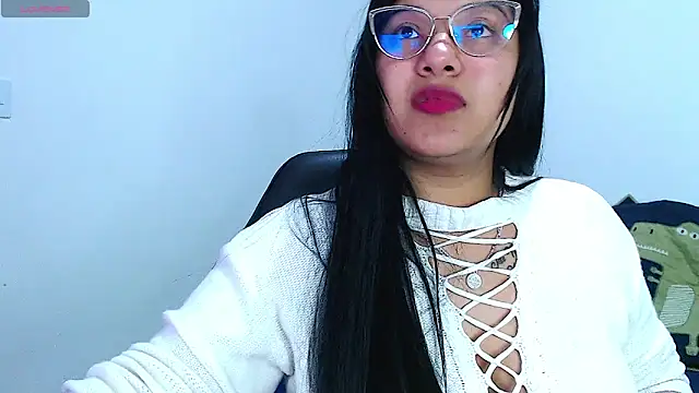 emily-rousee- online show from March 22, 3:23 am