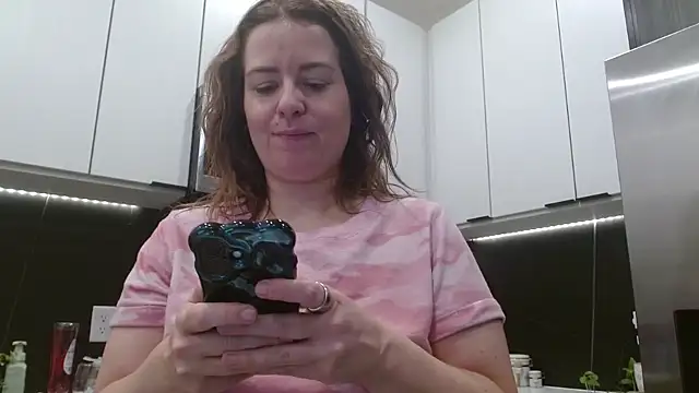 HazelSkyesChat online show from March 21, 5:18 pm