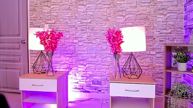 butterflyx39 online show from March 13, 12:50 pm