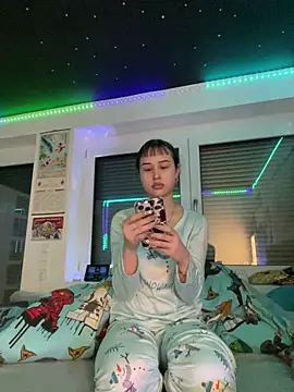 Just-Lilly online show from March 20, 12:04 am