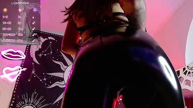 MadLustt online show from February 13, 11:06 pm