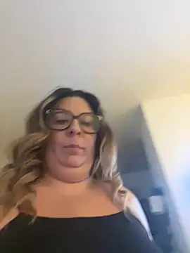 JasmineGlow7 online show from March 6, 4:24 pm