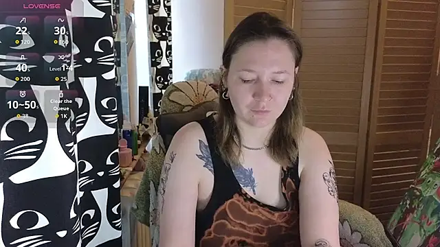 Ozalin  online show from July 21, 11:33 am