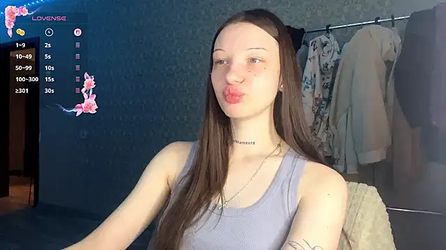 LumPetal online show from March 3, 3:45 am