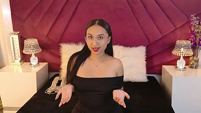AlessiaFiore online show from June 12, 12:57 pm