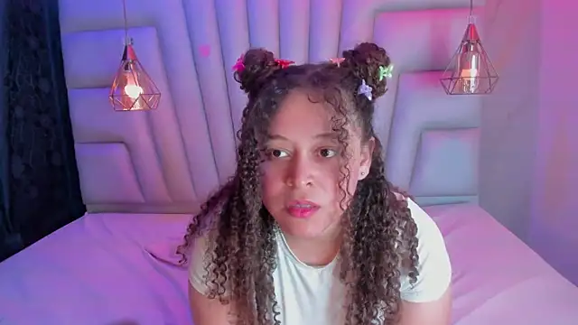 IrinaVoshh  online show from February 16, 7:25 pm