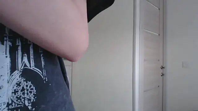 CutieWorm online show from February 17, 12:26 pm