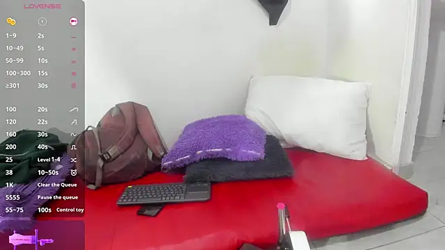 mature gold1 online show from April 6, 12:06 pm