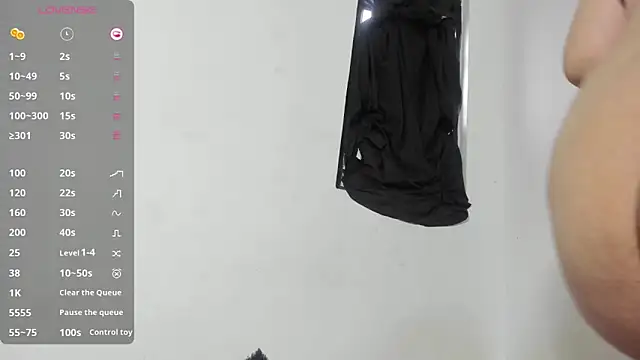 mature gold1 online show from March 28, 1:10 pm