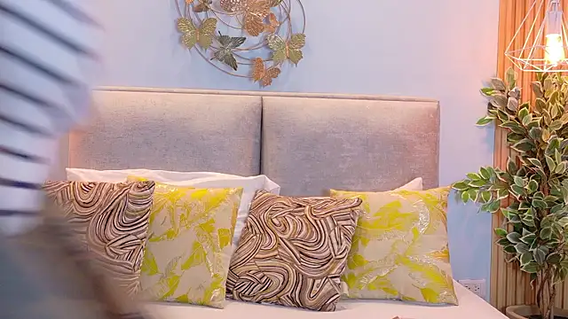 Polygonniaa online show from February 24, 3:32 pm