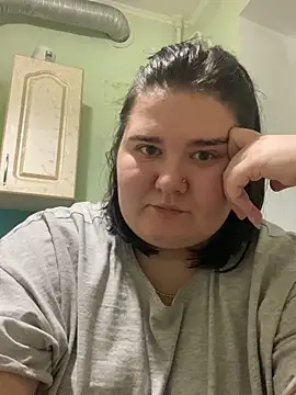 AngelKiras online show from February 4, 5:27 pm