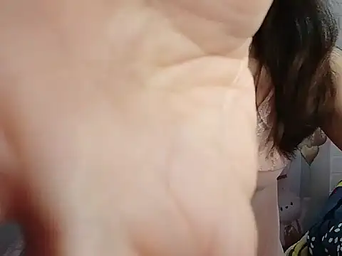 Hello-Kitty001 online show from February 6, 12:19 pm