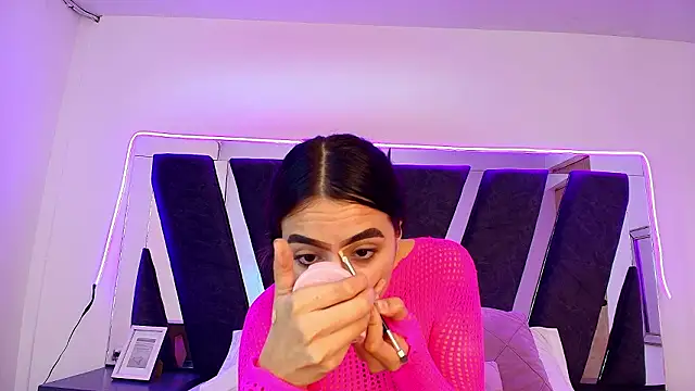 sophia love   online show from February 24, 2:27 pm