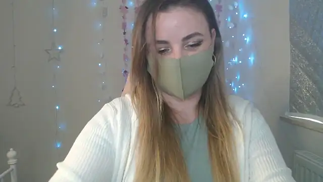 Avelina1 online show from March 12, 12:41 pm