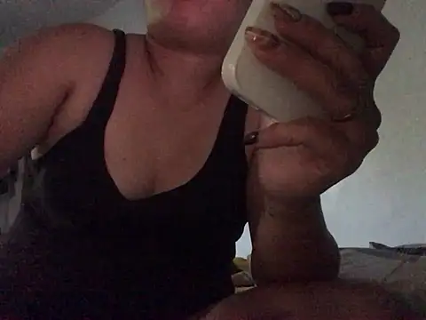 lady candy85 online show from March 24, 5:35 am