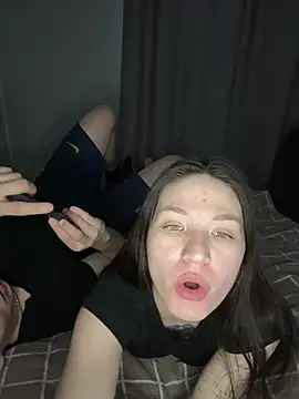 chilhorny online show from February 22, 10:38 am