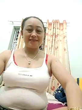 Jolie sexy online show from April 1, 9:12 pm