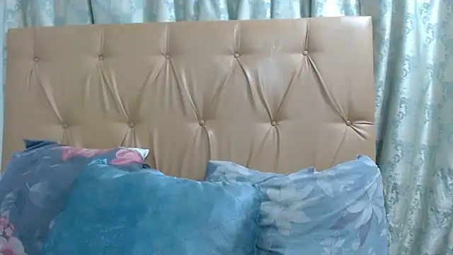 Ladyxx21 online show from March 21, 8:47 pm