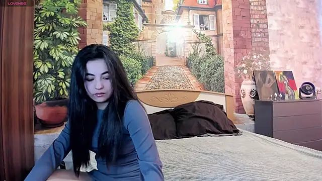  littleangie  online show from March 26, 2:03 am