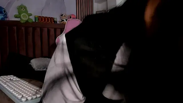 Imtokio  online show from February 13, 8:43 pm