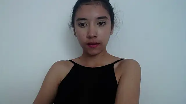 ScarlettMus online show from February 22, 4:30 pm