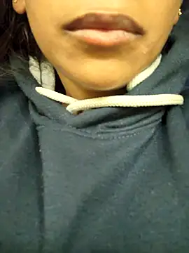lunawild69 online show from February 5, 4:04 am
