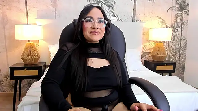 IvyStonne online show from March 5, 8:04 pm