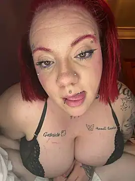 Diablita13 online show from March 31, 8:31 pm